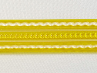 Laniere_pvc_jaune_large